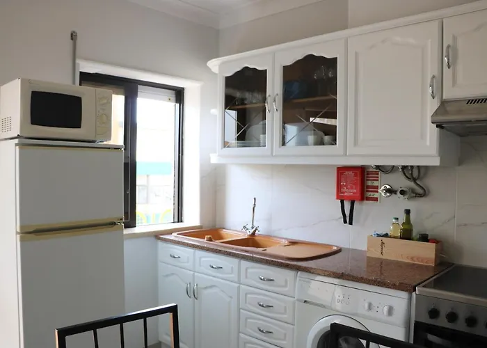 Апартаменты Atlantic Getaway - T1 100 M To The Waves